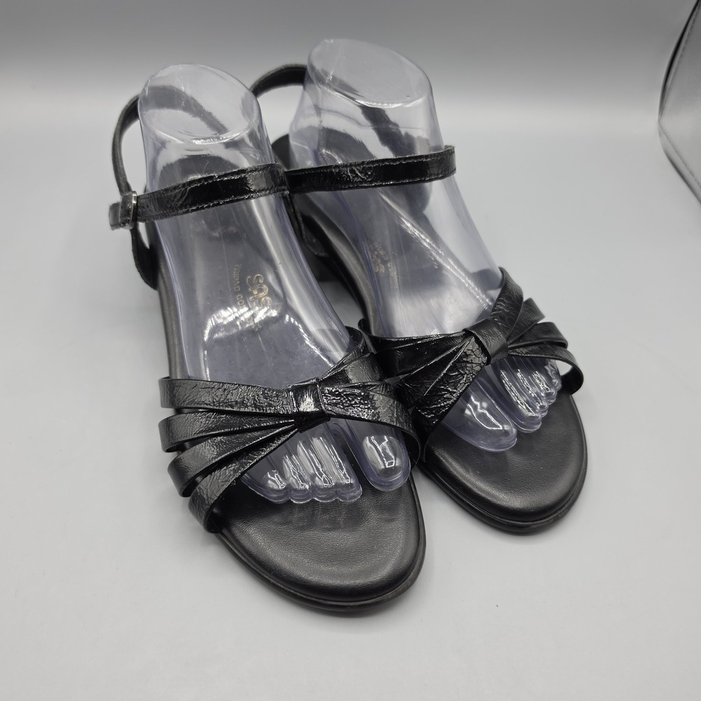 SAS Strippy Sandals Womens 10.5 WIDE Black Patent Leather Strappy Comfort